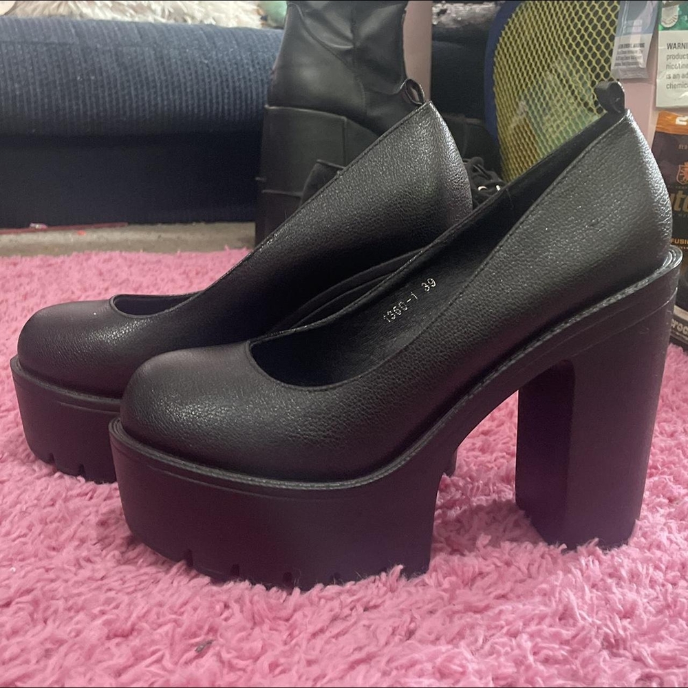 Black Platform Chunky Heel Shoes